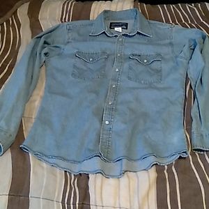 Wrangler shirt